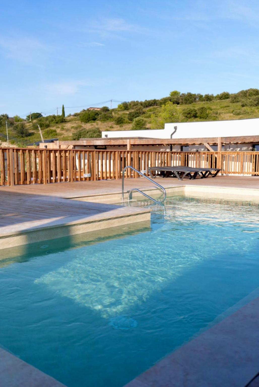 קאלביסון Camping Les Lodges Du Lagon מראה חיצוני תמונה